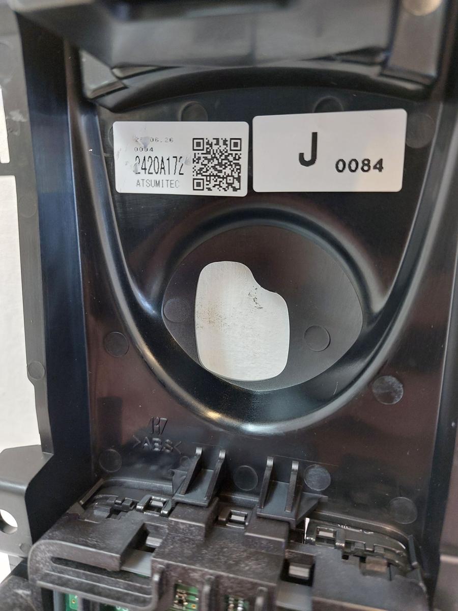 Mitsubishi Eclipse Cross GK0 ab21 Verkleidung W&auml;hlhebel mit Fahrstufenanzeige