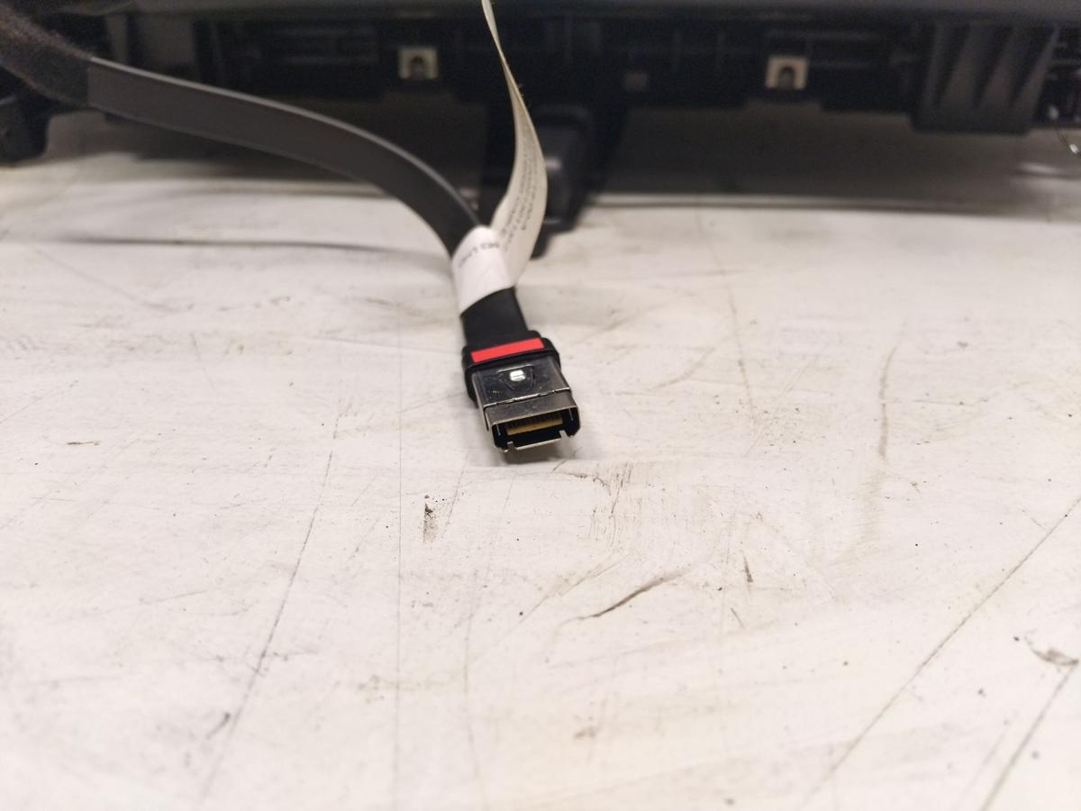 Tesla Model Y original Handschuhfach Handschuhkasten rechts schwarz BJ2023