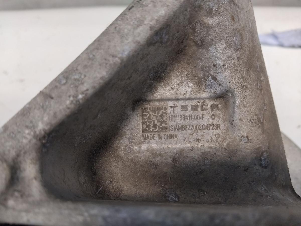 Tesla Model Y original Achsschenkel Radlagergeh&auml;use hinten links RWD BJ2023