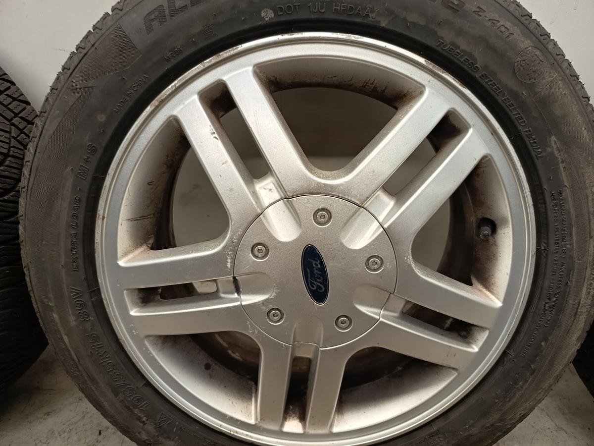 Ford Focus MK1 Satz Alufelgen mit Allwetterreifen 195/55R15 89V Goodride DOT 25