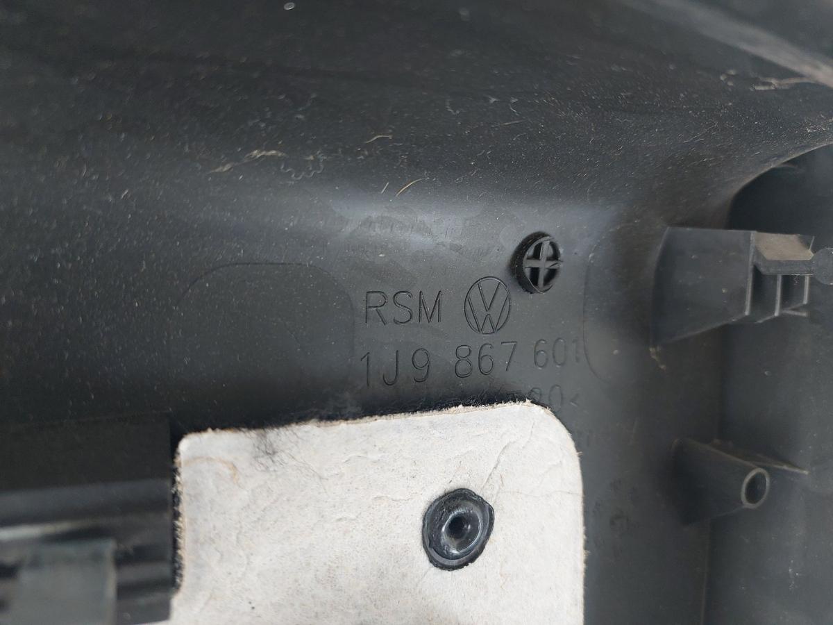 VW Bora Golf IV 1J Variant Innenverkleidung Verkleidung innen Heckklappe