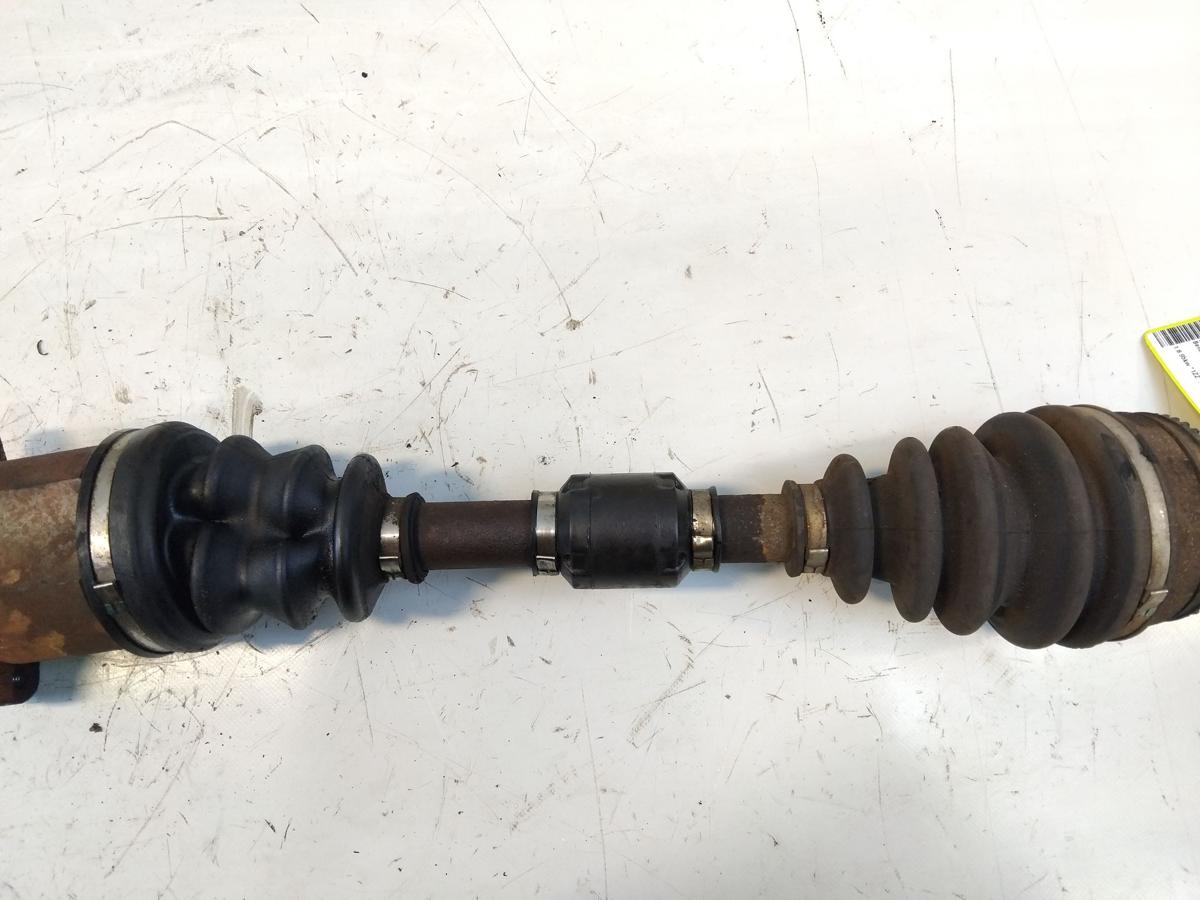 Toyota Avensis T22 Antriebswelle Gelenkwelle vorn rechts 1.8 95kw 1ZZ ABS BJ2002