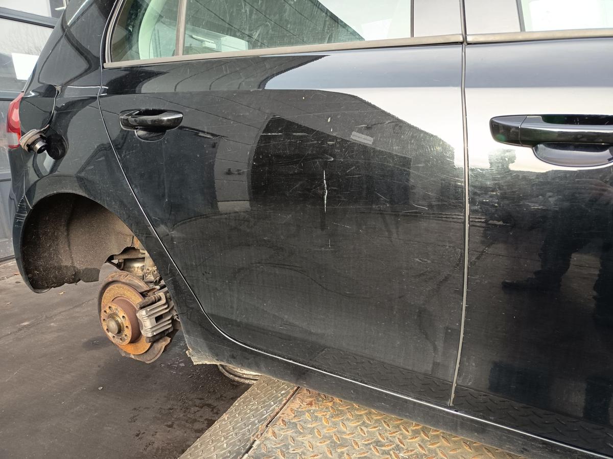 VW Golf VI 6 Limo orig Tür hinten rechts L041 Schwarz Bj 2009