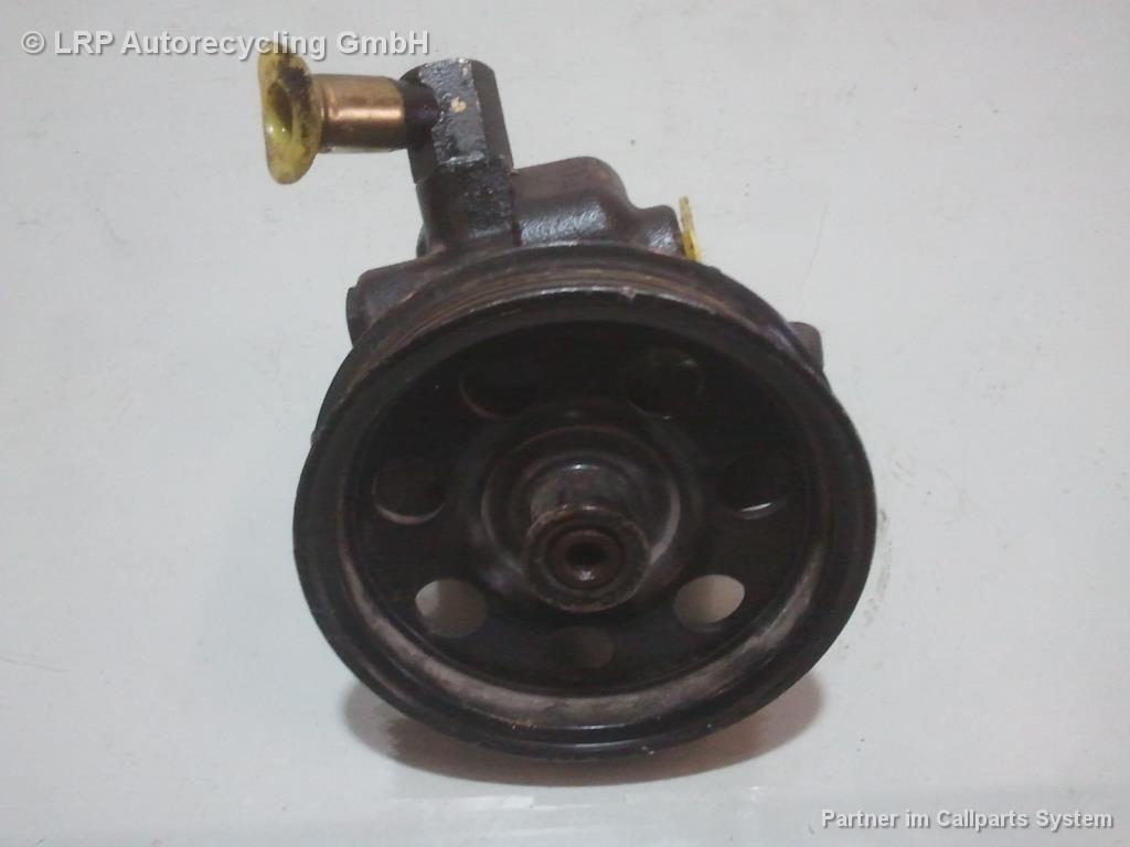 Ford Cougar original Servopumpe 9CB0106 2.0 96kw BJ1999