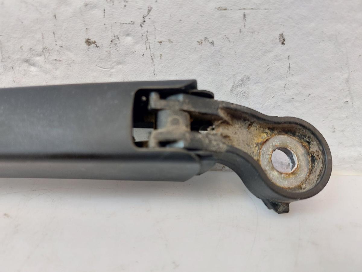 Skoda Fabia 3 III NJ Wischerarm hinten Heckwischerarm ohne Blatt Scheibenwischer