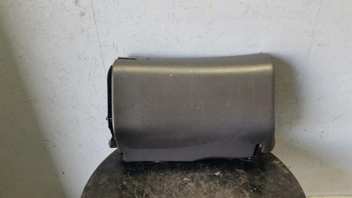 Mercedes Benz S203 Bj. 2003 org. Handschufach Ablage Staufach Ablagefach