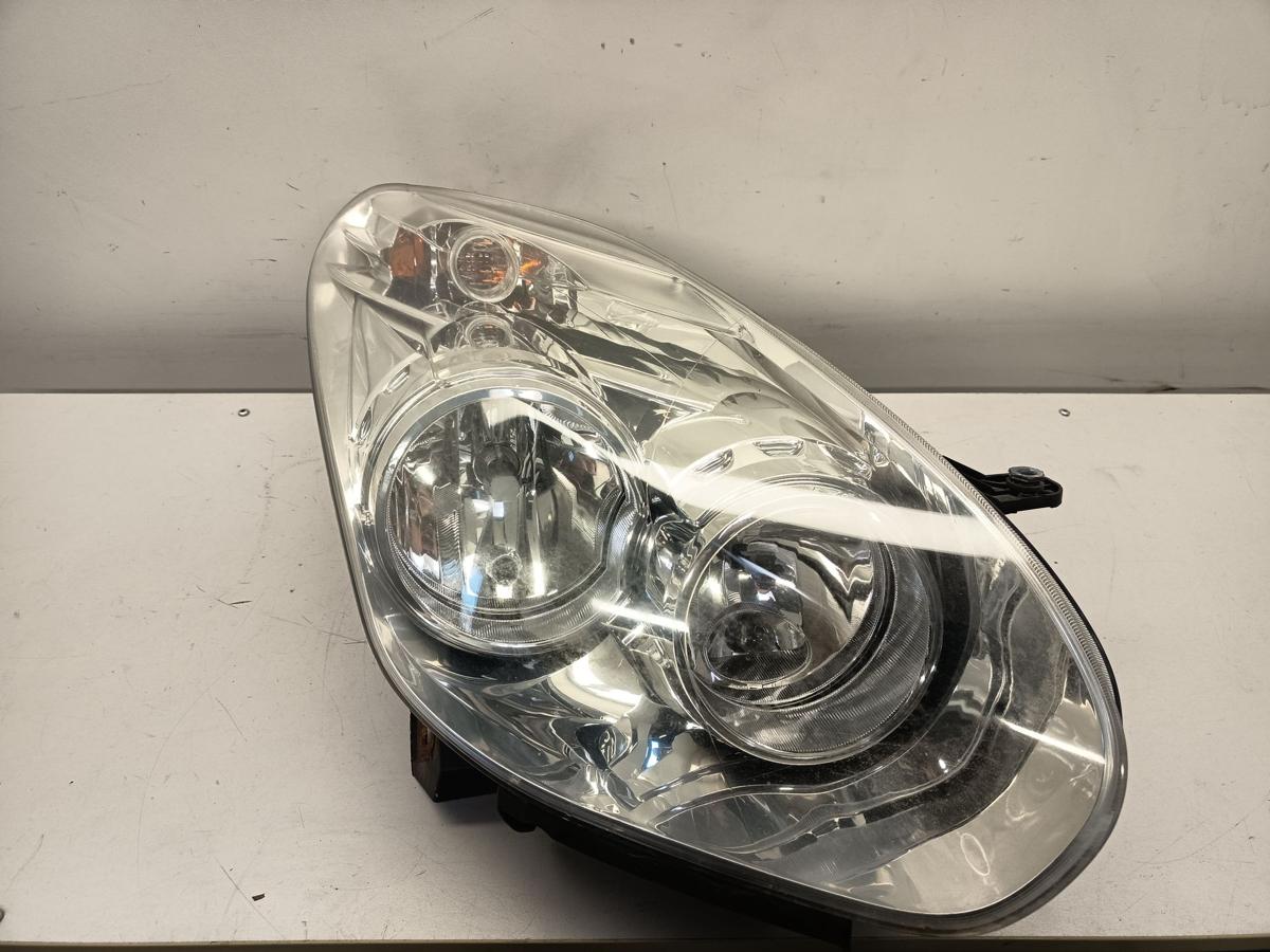 Opel Combo D original Scheinwerfer rechts Halogen Bj 2012
