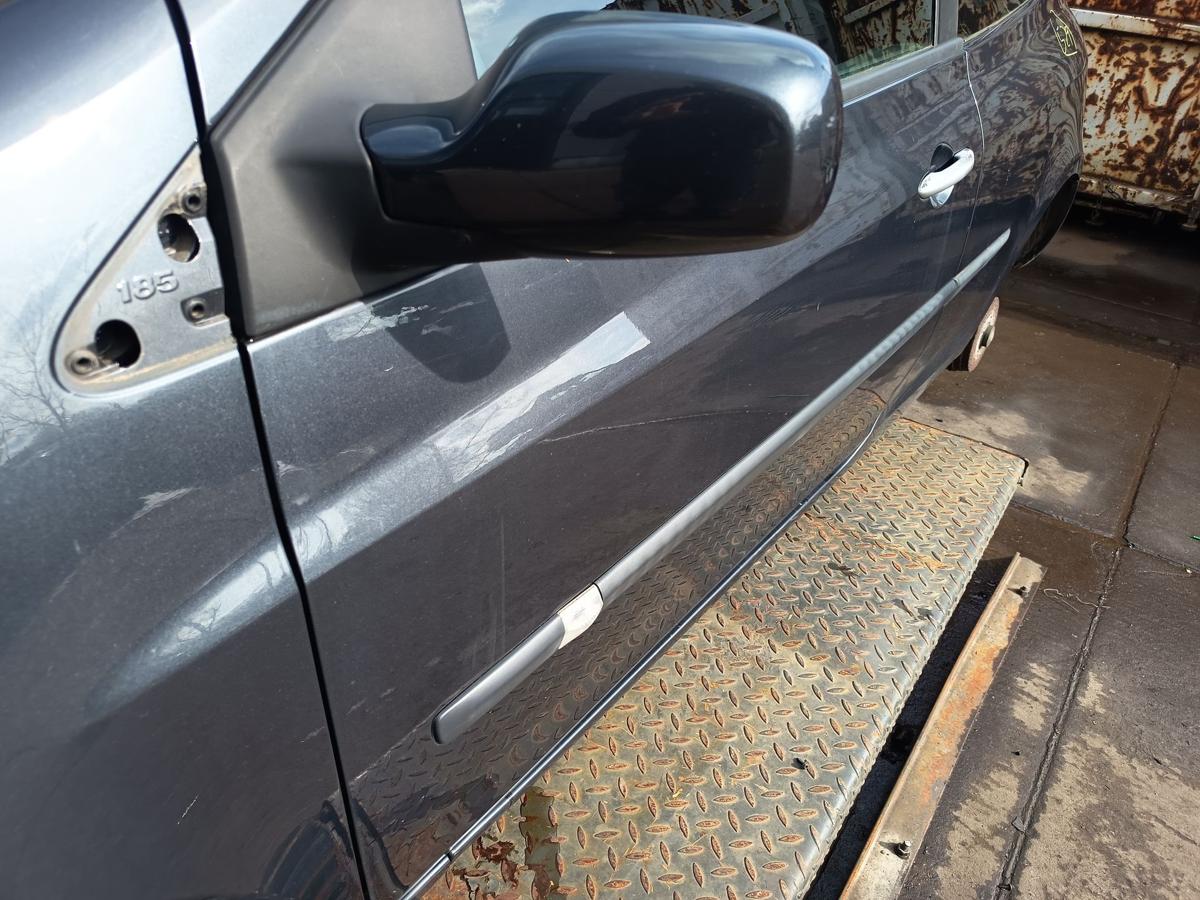 Renault Clio III original T&uuml;r vorn links Fahrer B66 Graphit Bj 2006