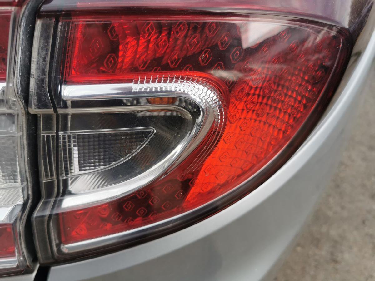 Renault Megane III Grandtour Rückleuchte Schlussleuchte Rücklicht aussen rechts