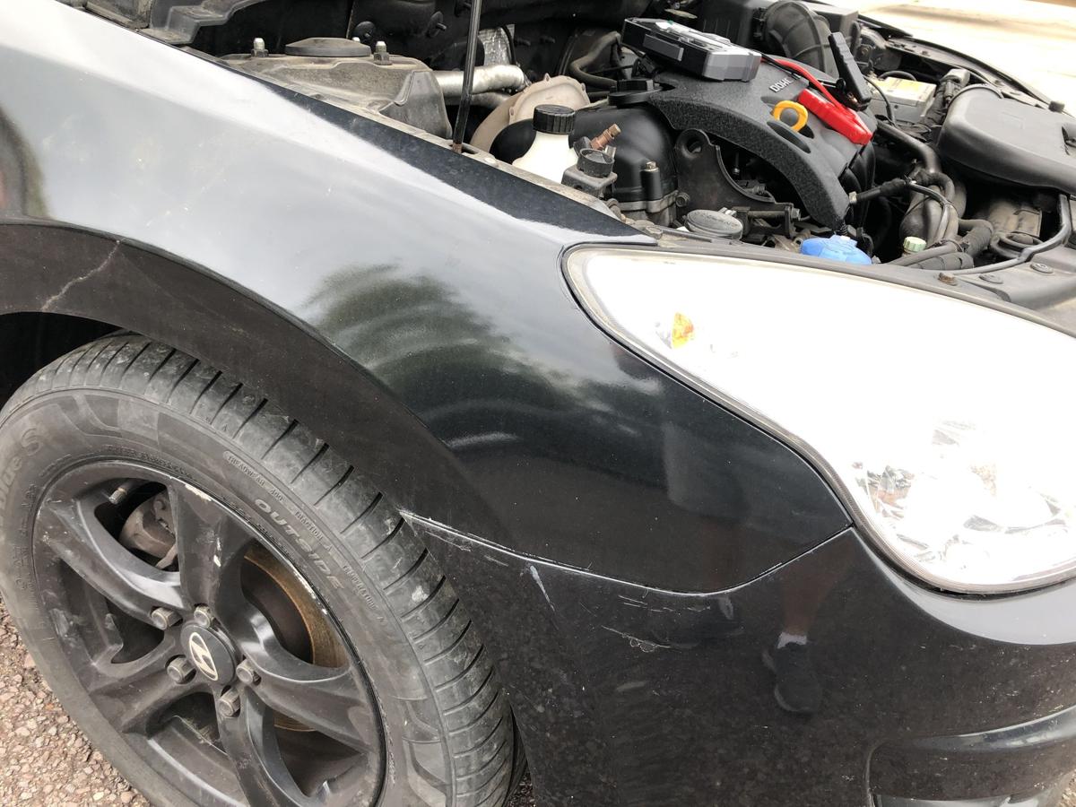 Hyundai i30 FD Kotflügel vorn rechts Beifahrerseite 9F Stone Black Perl
