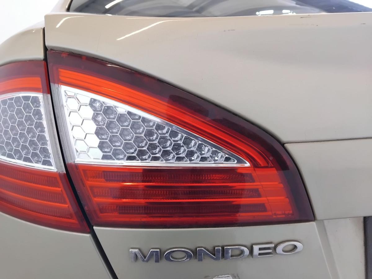 Ford Mondeo 4 BA7 Flie&szlig;heck original R&uuml;ckleuchte Heckleuchte links innen BJ2007