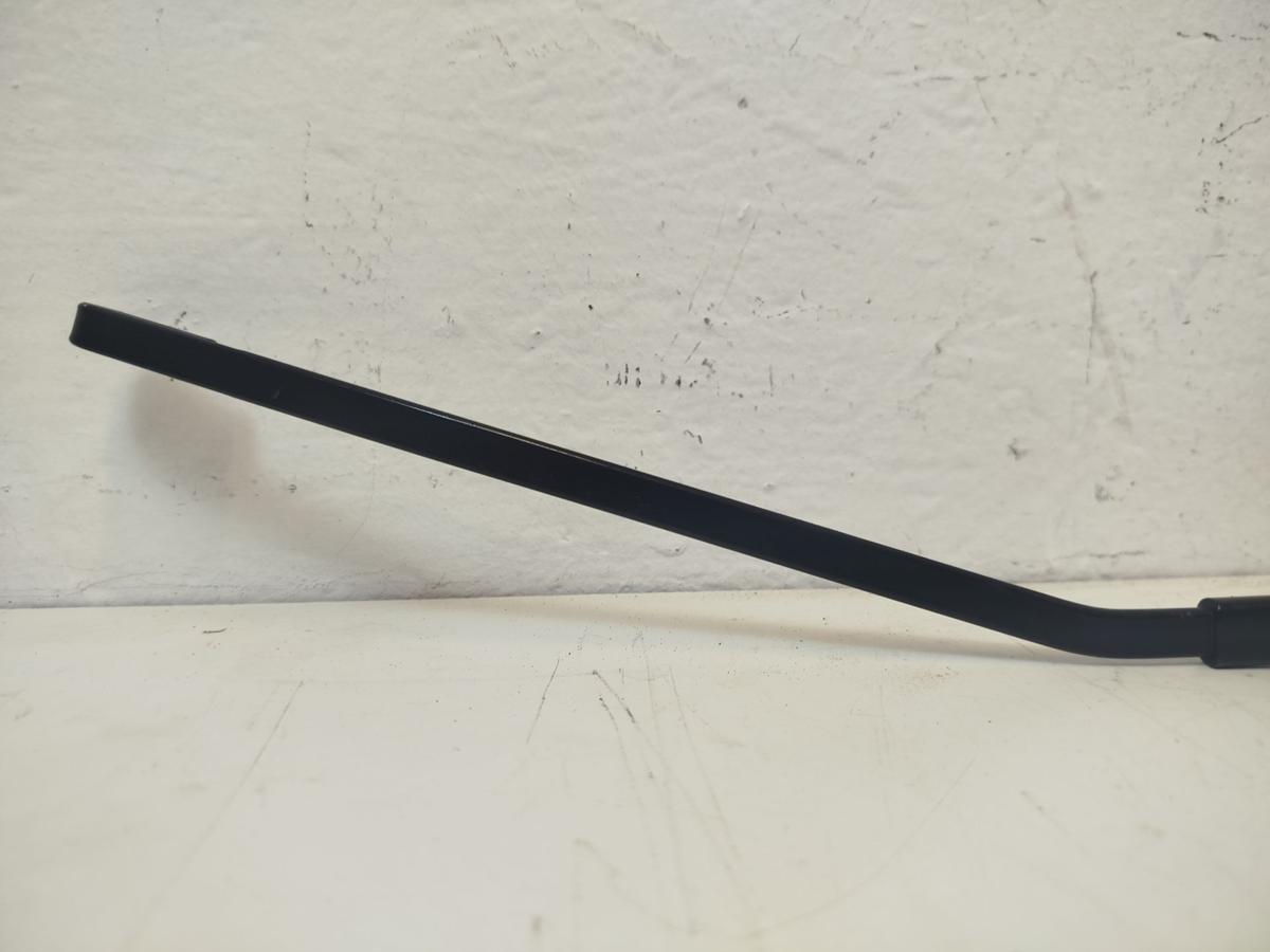 Nissan Leaf ZE1 40kWh Wischerarm vorn rechts Scheibenwischer Beifahrerseite