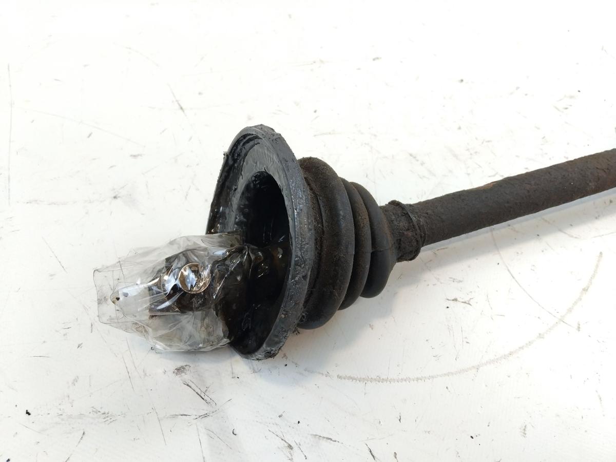 Trabant P601 Antriebswelle Gleichlauf-Gelenkwelle links inkomplett Bj.1986