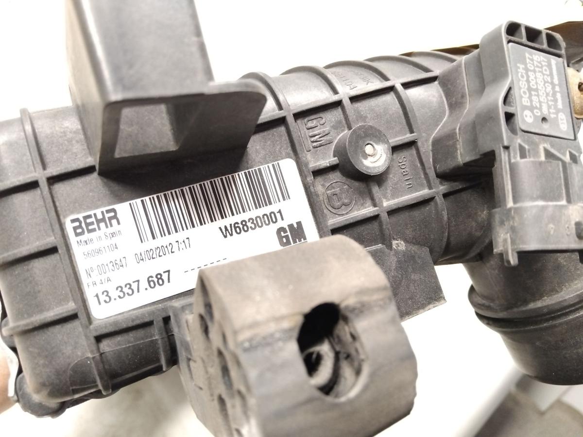 Opel Meriva B original Ladeluftk&uuml;hler 1.4 88kw A14NEL Bj.2012