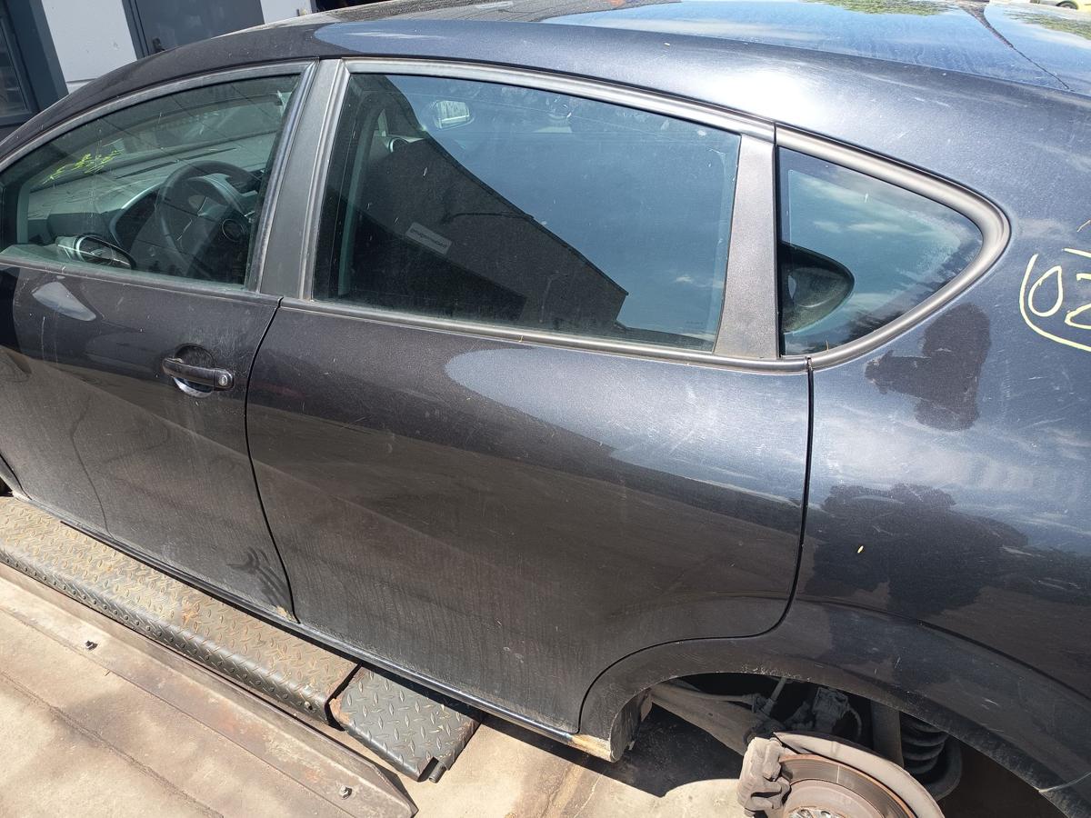 Seat Leon 1P original T&uuml;r hinten links LC9Z Black Magic Baujahr 2006