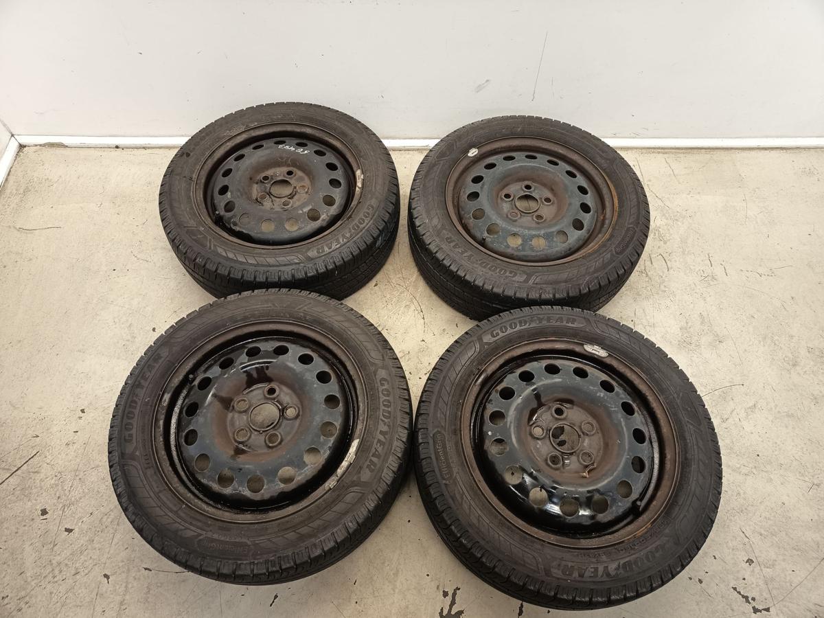 VW Sharan original Stahlfelgen 6x16 ET53 mit Sommerreifen DOT 1321