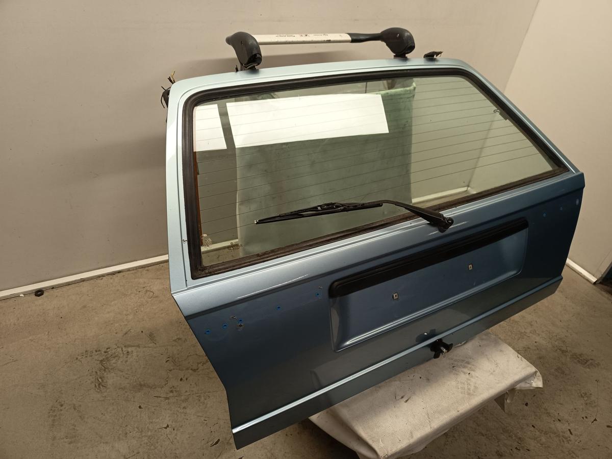 VW Passat Variant 32B Bj 1987 original Heckklappe mit Scheibe LD5U Hellblau