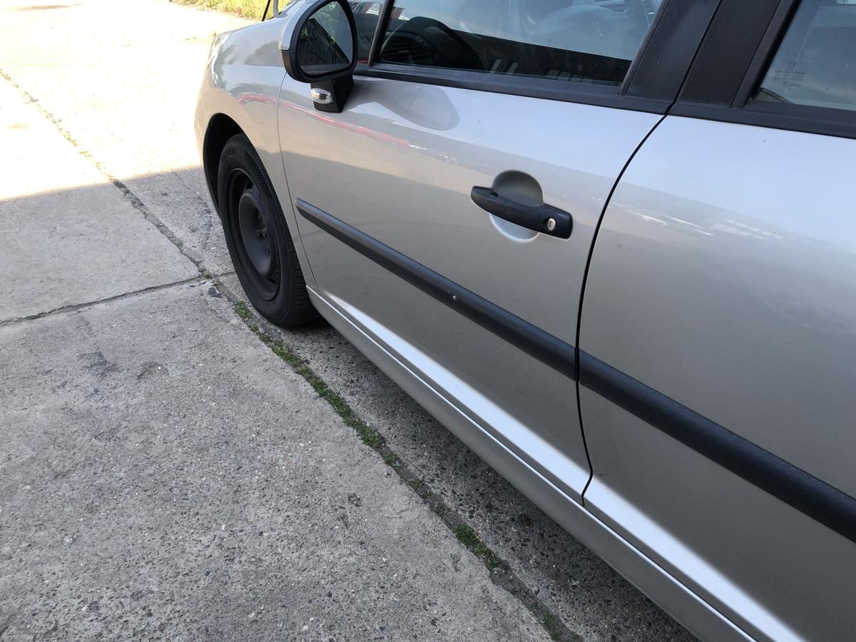 Peugeot 207 SW Typ WE T&uuml;r vorn links Fahrert&uuml;r Rohbau ETS Gris Cendre Metallic