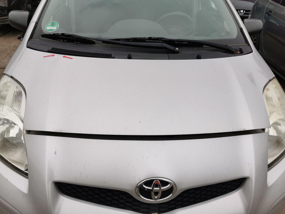 Toyota Yaris XP9 Motorhaube Haube Klappe Deckel Bonnet vorn 1E7 Silver Pearl Met