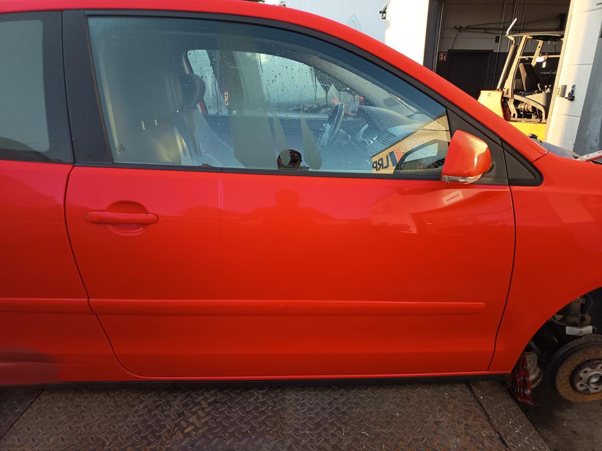 VW Polo 9N3 3türer original Tür rechts Beifahrer P3G Flashrot Bj 2006