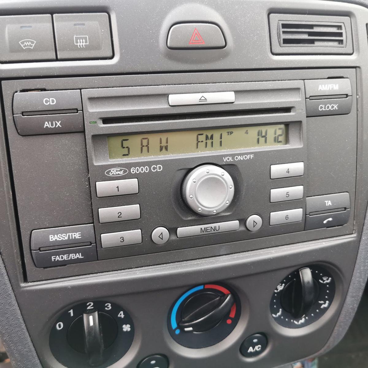 Autoradio Radio CD 6000CD Code fehlt Ford Fusion JU2 TEXT