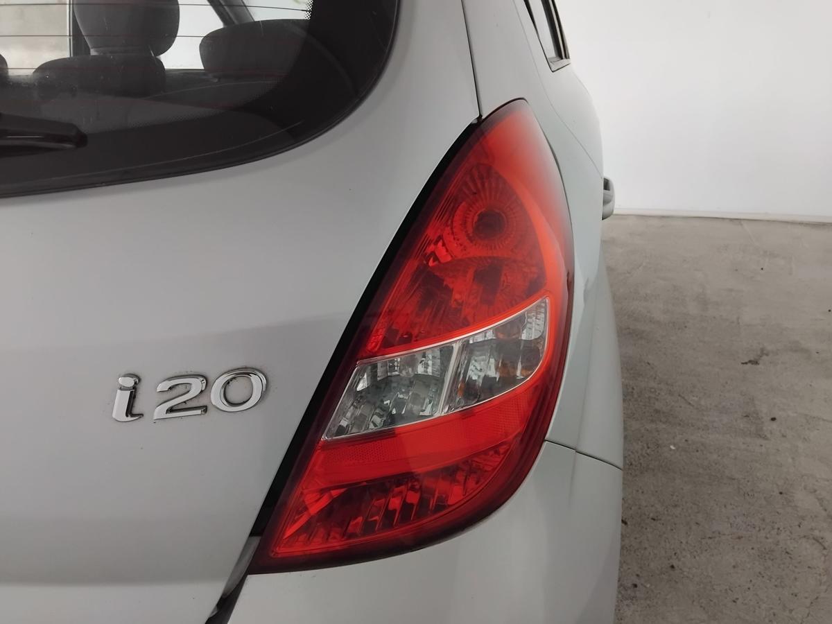 Hyundai i20 PB original R&uuml;ckleuchte Heckleuchte Schlussleuchte rechts BJ2011