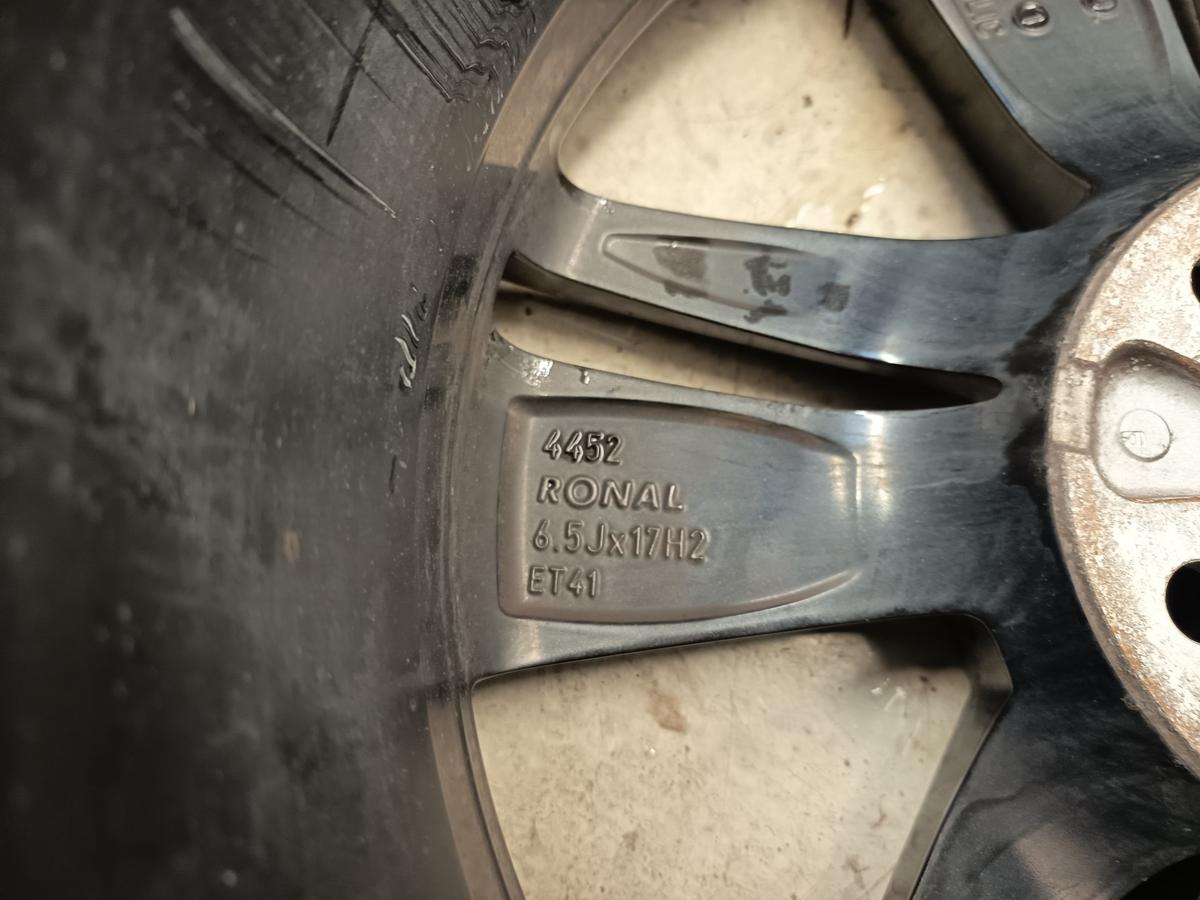 Skoda Superb 3V Kombi original Alufelge 6,5Jx17 ET41 3V0601025BH/BG Bj 2016 Skoda Superb 3V Kombi original Alufelge 6,5Jx17 ET41 3V0601025BH/BG Bj 2016