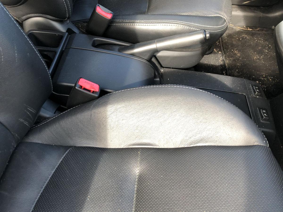 Mazda 5 CR ab 2008 Sitz vorn rechts Beifahrersitz Leder schwarz Heizung