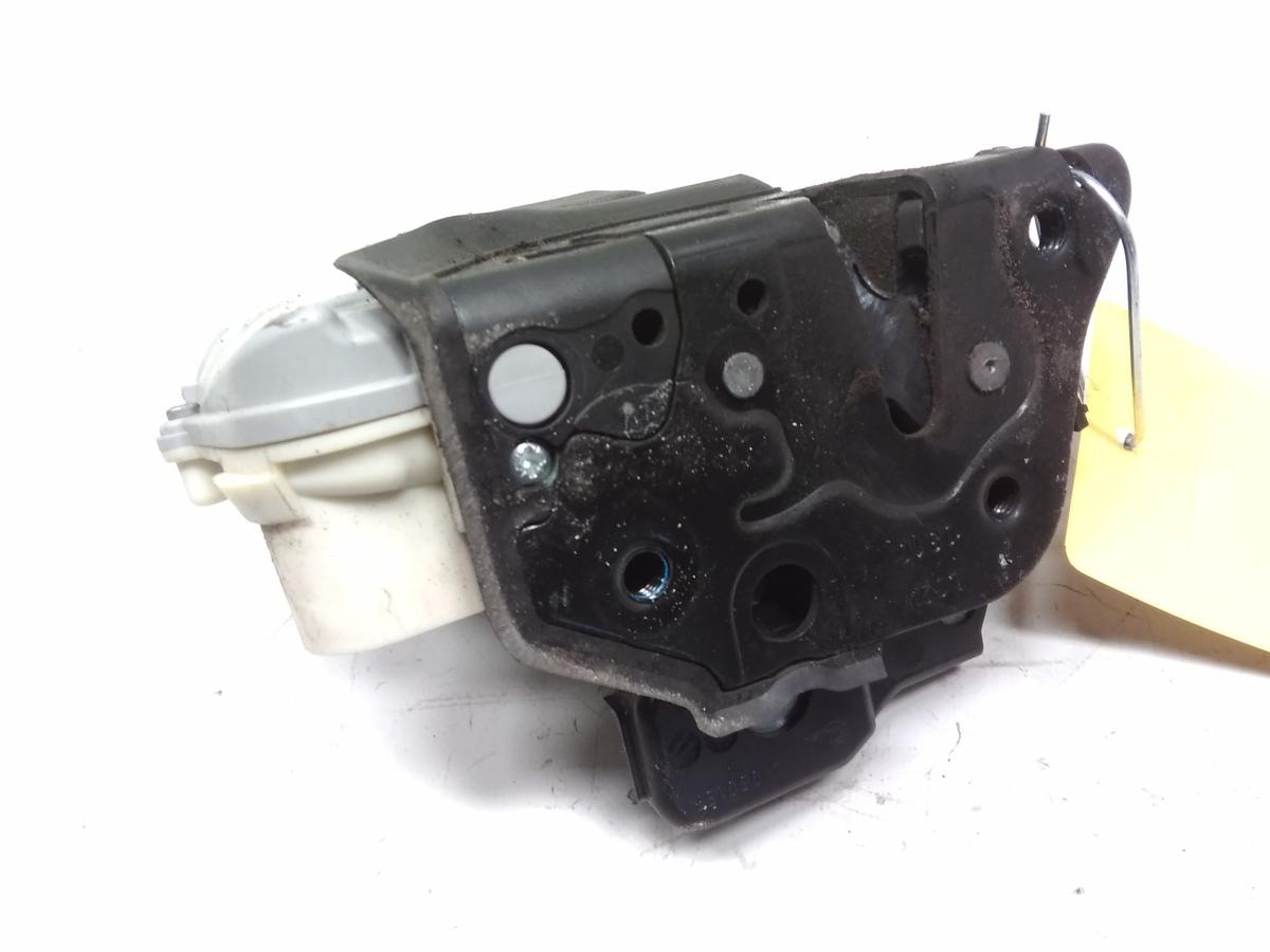 Audi A3 8P original T&uuml;rschlo&szlig; vorn links mit Zentralverriegelung Bj.2010