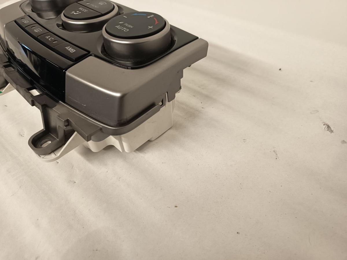 Mazda 5 CR Bj 2009 original Heizungsbetätigung Klimabedienteil 2,0L107KW Benzin Mazda 5 CR Bj 2009 original Heizungsbetätigung Klimabedienteil 2,0L107KW Benzin