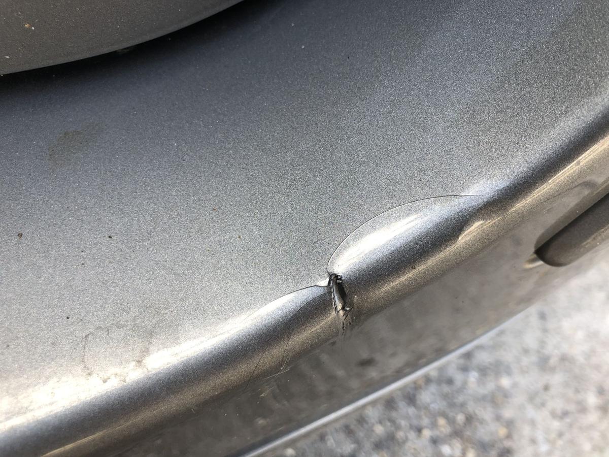 Mercedes B Klasse W245 Sto&szlig;f&auml;nger hinten Hecksch&uuml;rze Hecksto&szlig;stange 748 grau