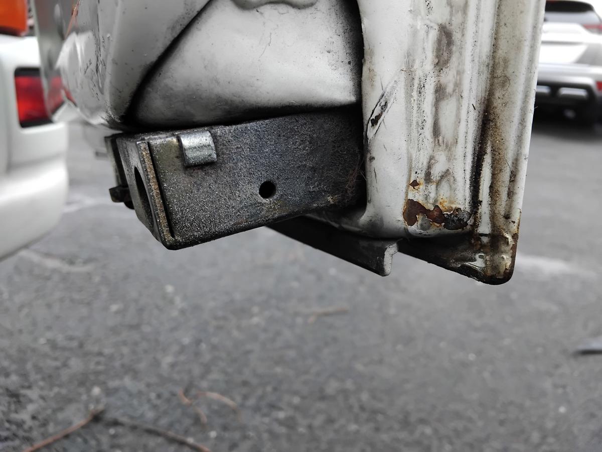 VW T4 Kombi Heckflügeltür hinten rechts L902 Grauweiss mit Scheibe BJ1998