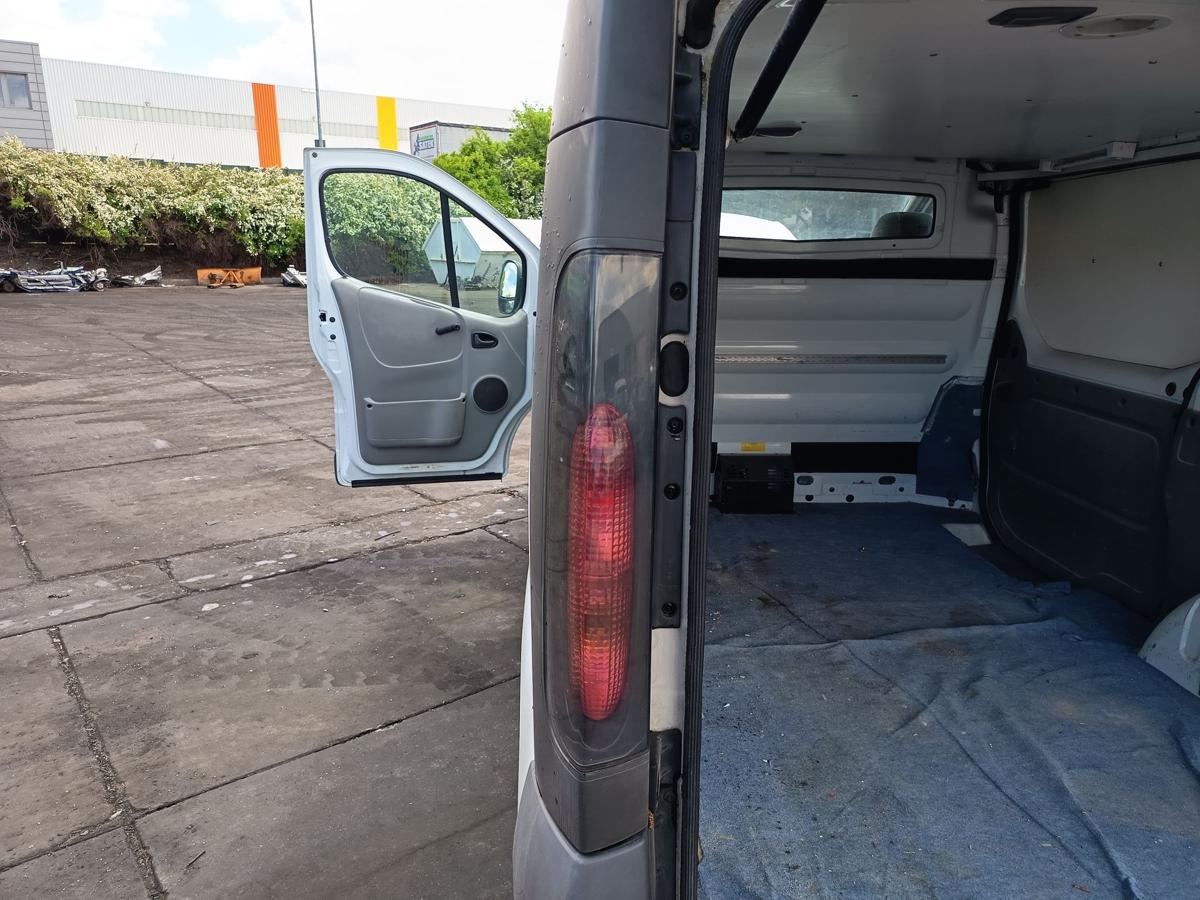 Opel Vivaro A original R&uuml;ckleuchte links oben Heck Schluss Licht Bj 2005