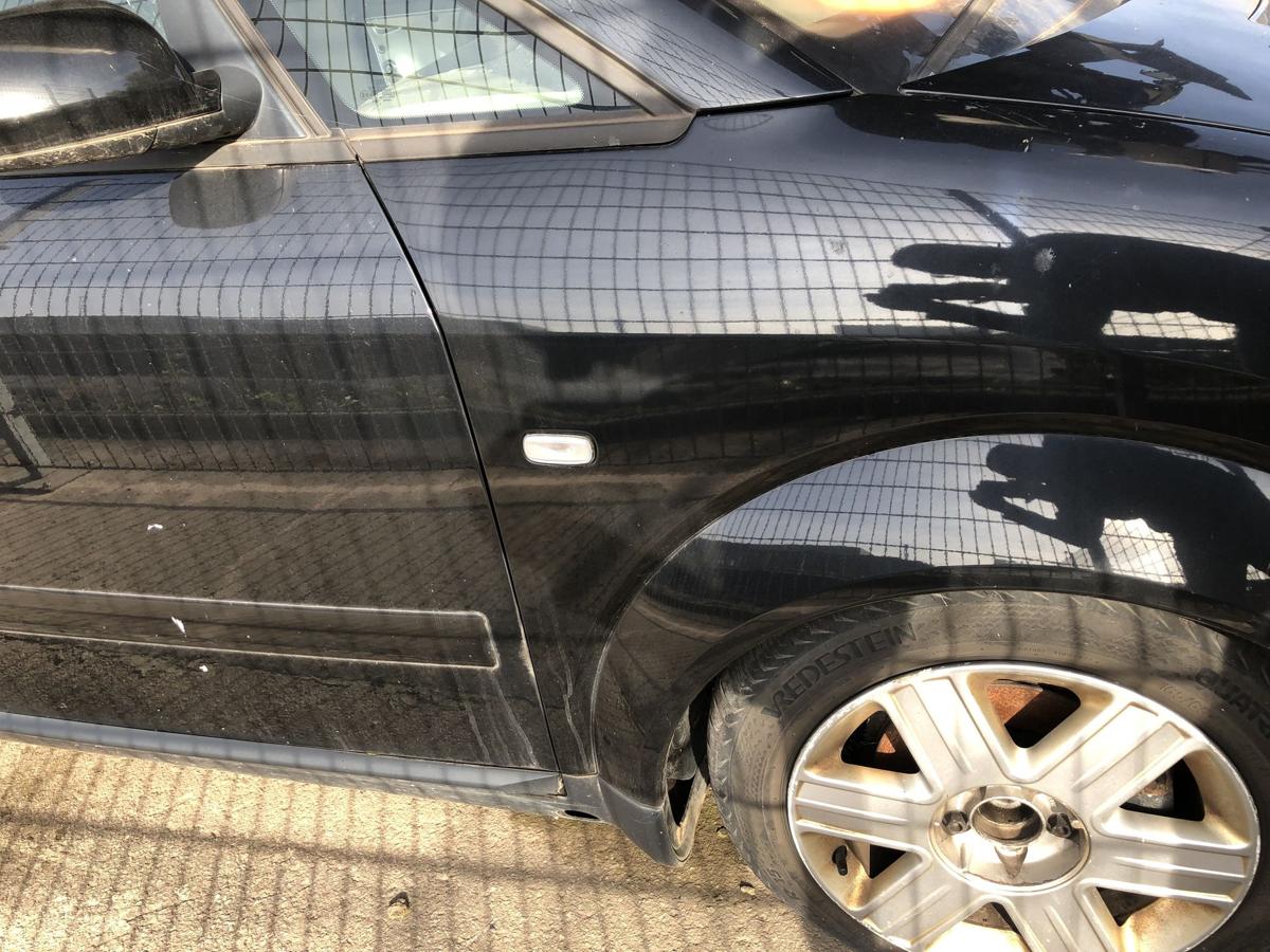 Audi A2 8Z Kotflügel vorn rechts Fender LZ9W Ebonyschwarz