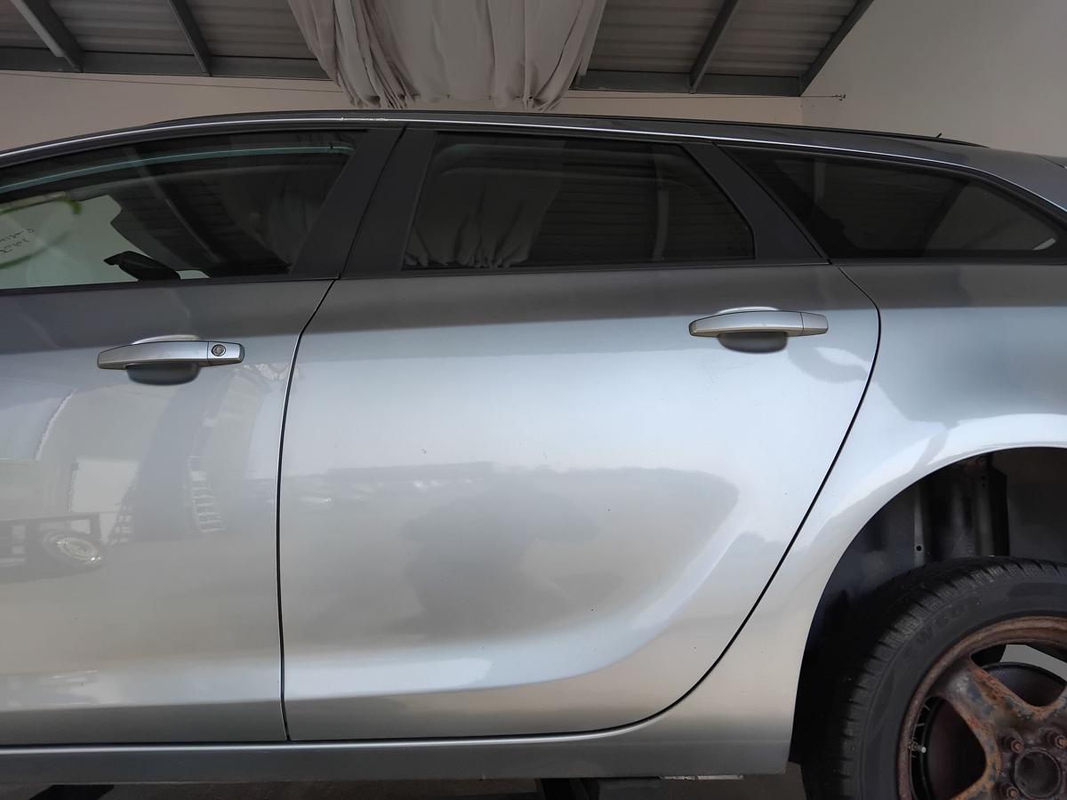 Opel Astra J Sports Tourer T&uuml;r hinten links Silberseemetallic Z179 BJ2016 Kombi