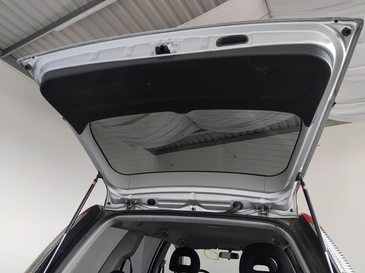 Mitsubishi Lancer CS0 Kombi Heckklappe mit Scheibe dunkel BJ2007 A31B Cool Silver