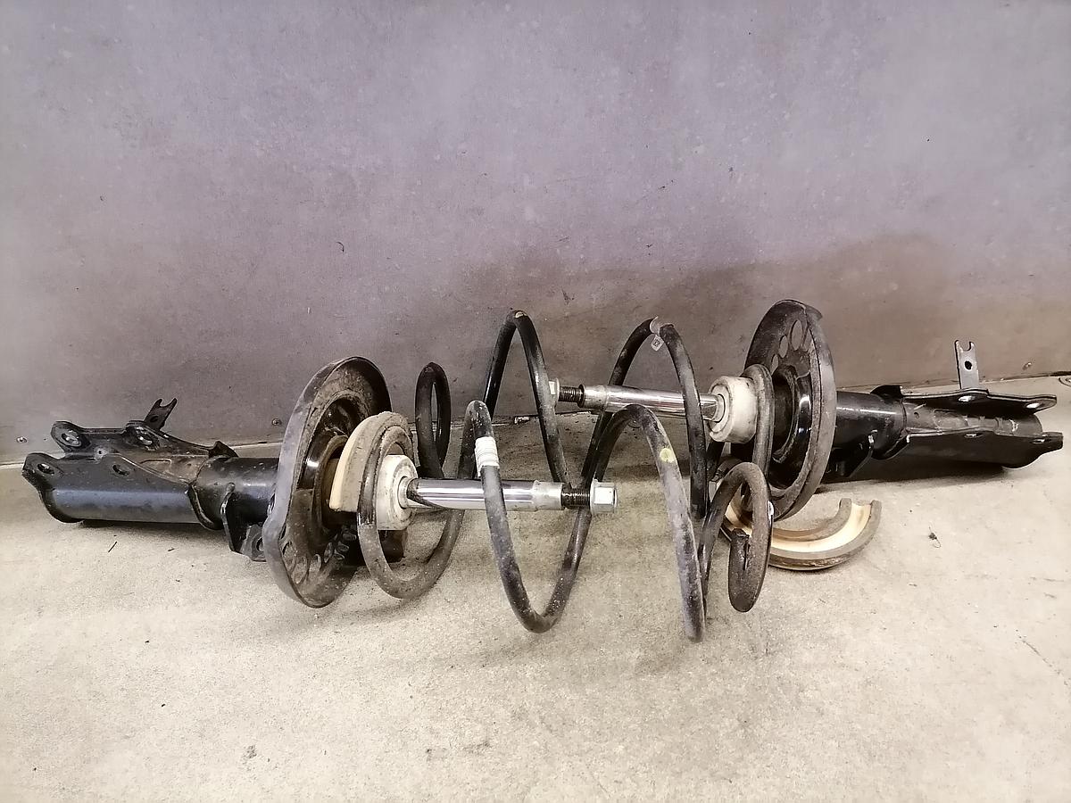 Opel Insignia 2 Original Fahrwerk komplett Stoßdämpfer Federbeine Set BJ17-20 Kombi