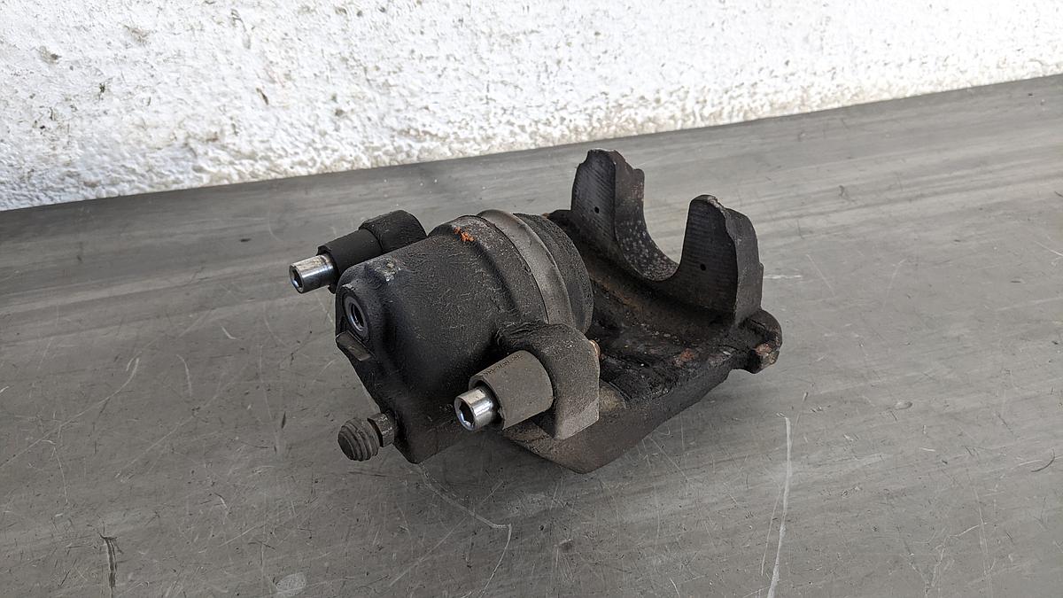 Opel Astra K Bremssattel vorn links für Bremse 276mm