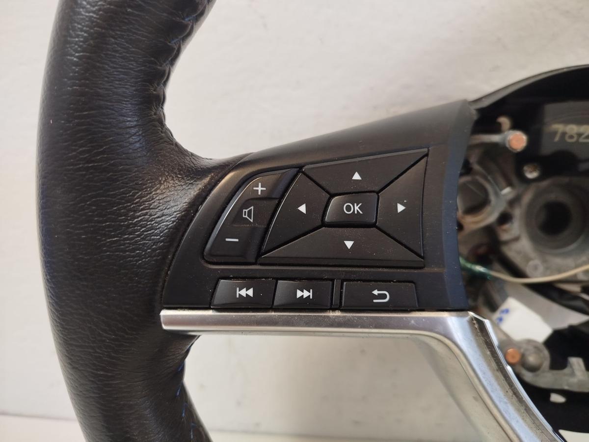 Nissan Leaf ZE1 40kWh Lederlenkrad Lenkrad 3 Speichen mit Mufu und Heizbar OEM
