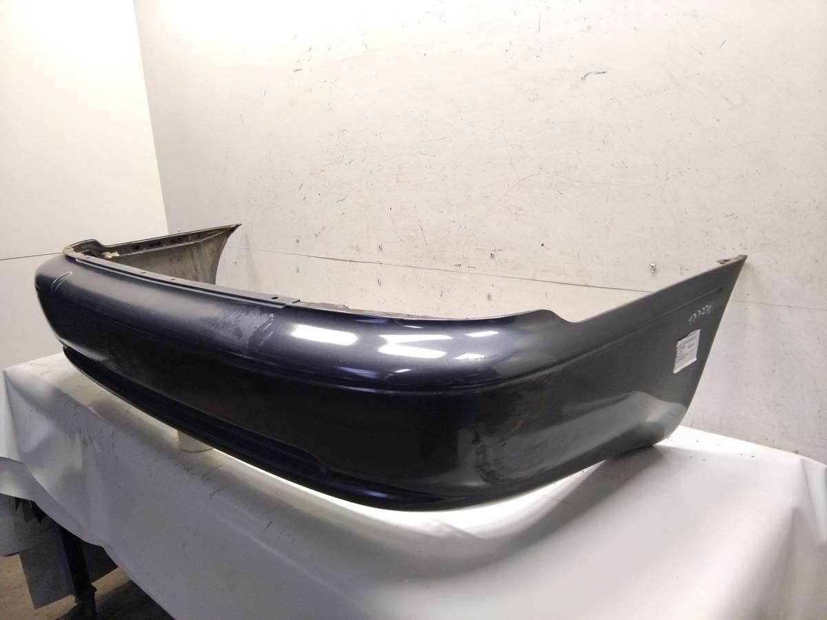 Toyota Corolla E10 original Sto&szlig;stange Stossf&auml;nger hinten Liftback Bj.1995