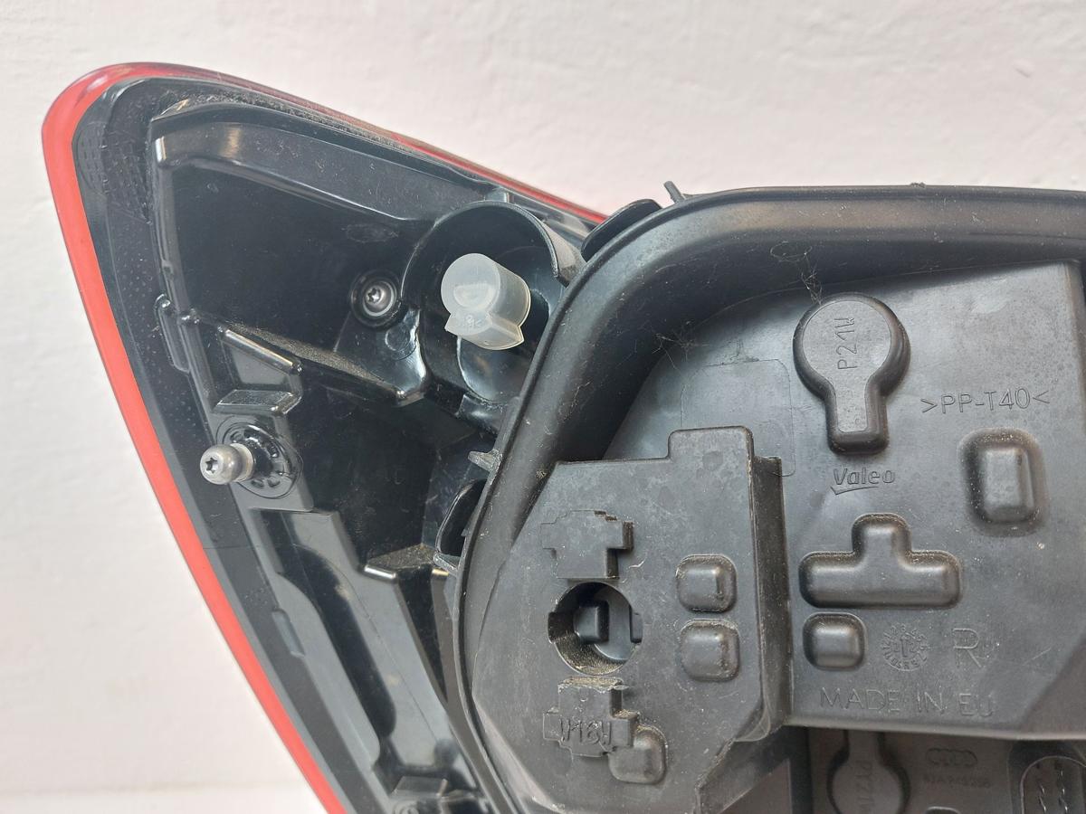 Audi Q2 Typ AG Rückleuchte rechts Rücklicht Heckleuchte OEM NICHT LED