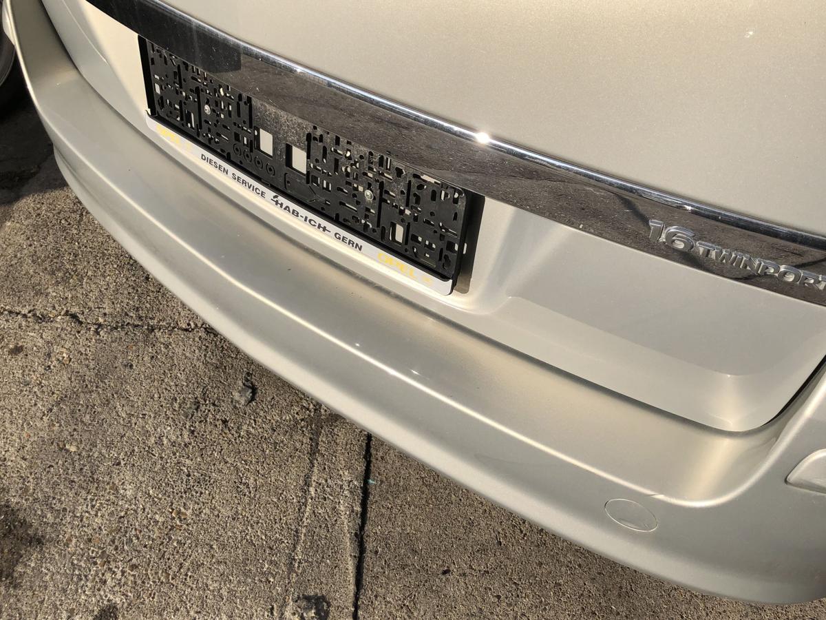 Opel Astra H Caravan Stoßfänger hinten Heckschürze Kombi Z167 Pannacotta