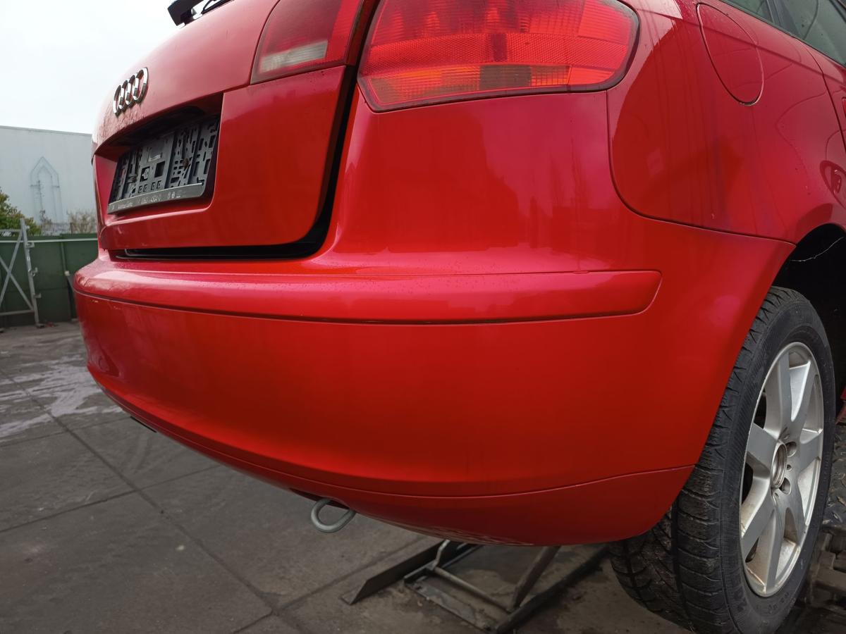 Audi A3 8PA original Sto&szlig;stange F&auml;nger hinten Heck Y3J Brillantrot Bj 2005