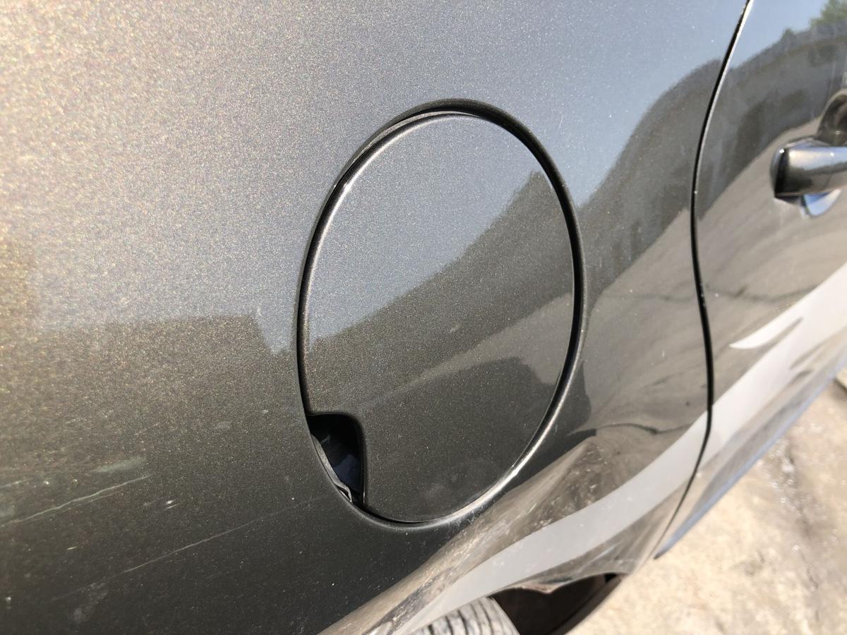 Peugeot 3008 I Typ 0U Tankklappe Tankdeckel Tankverschluss KDK Hickory Braun