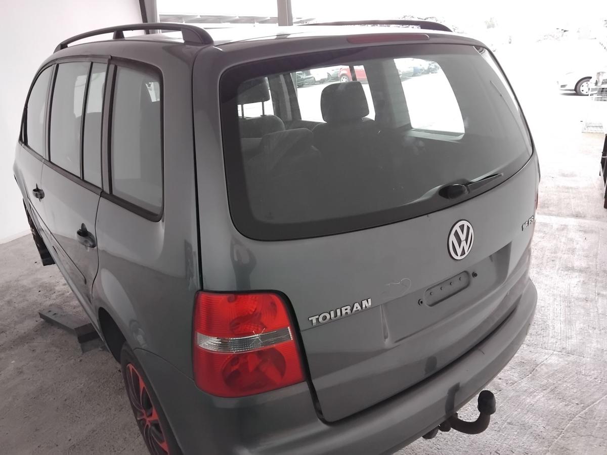 VW Touran 1T Heckklappe platinumgreymetallic LD7X mit Heckscheibe BJ2006