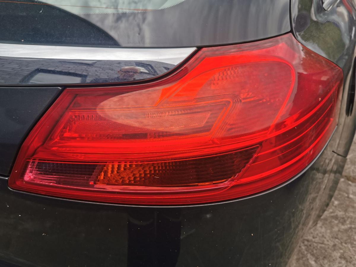 Opel Insignia A Tourer Rückleuchte Schlussleuchte Rücklicht hinten rechts Kombi