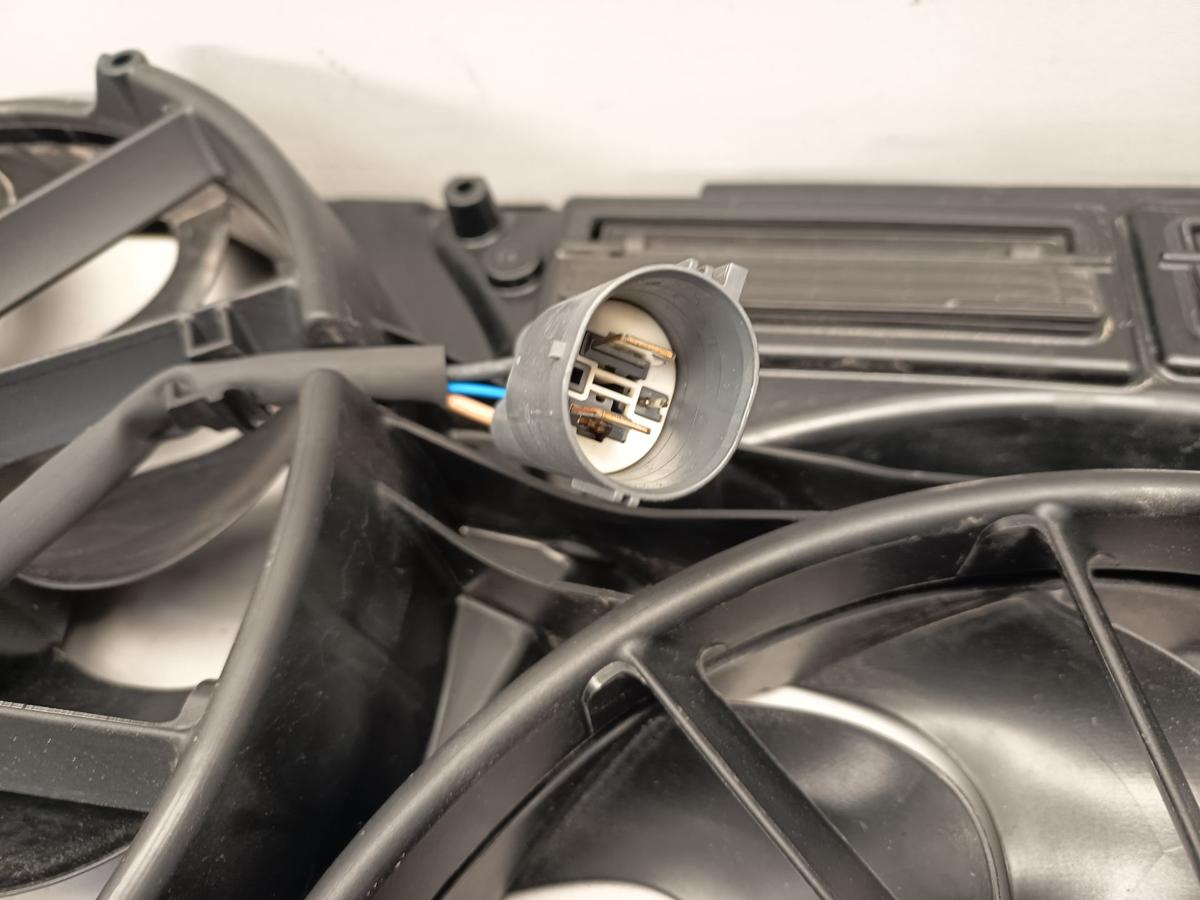 Opel Insignia B original Elektrol&uuml;fter 84000788 Baujahr 2019