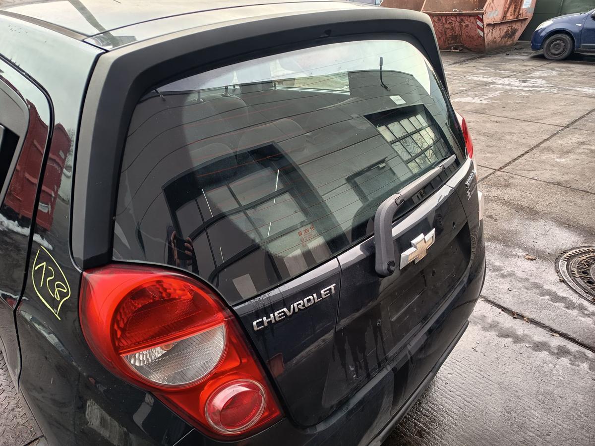 Chevrolet Spark M300 original Heckklappe mit Scheibe schwarz Bj 2013