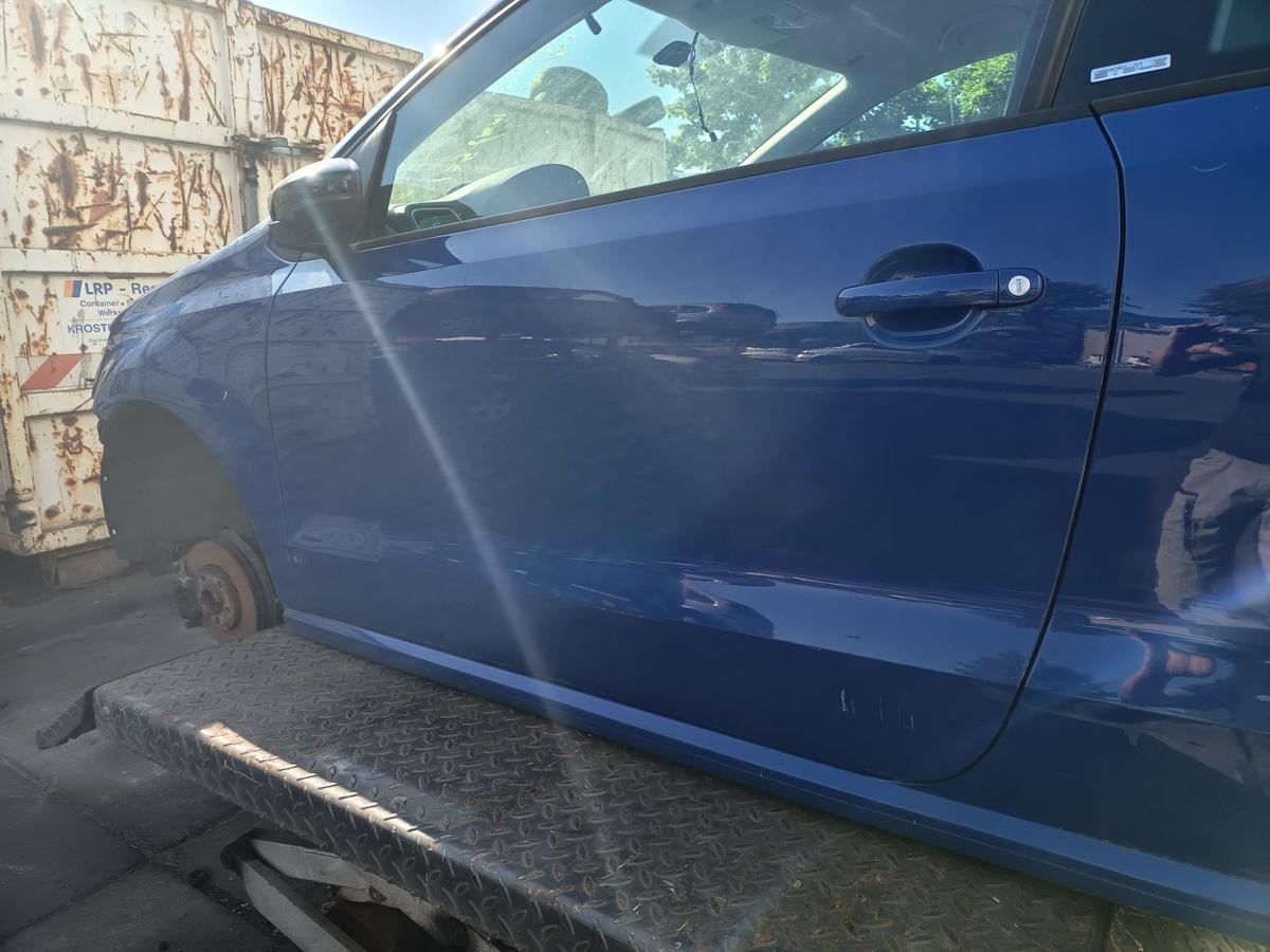 VW Polo 6R orig Tür links 3türer Fahrertür LD5E Blau Bj 2011