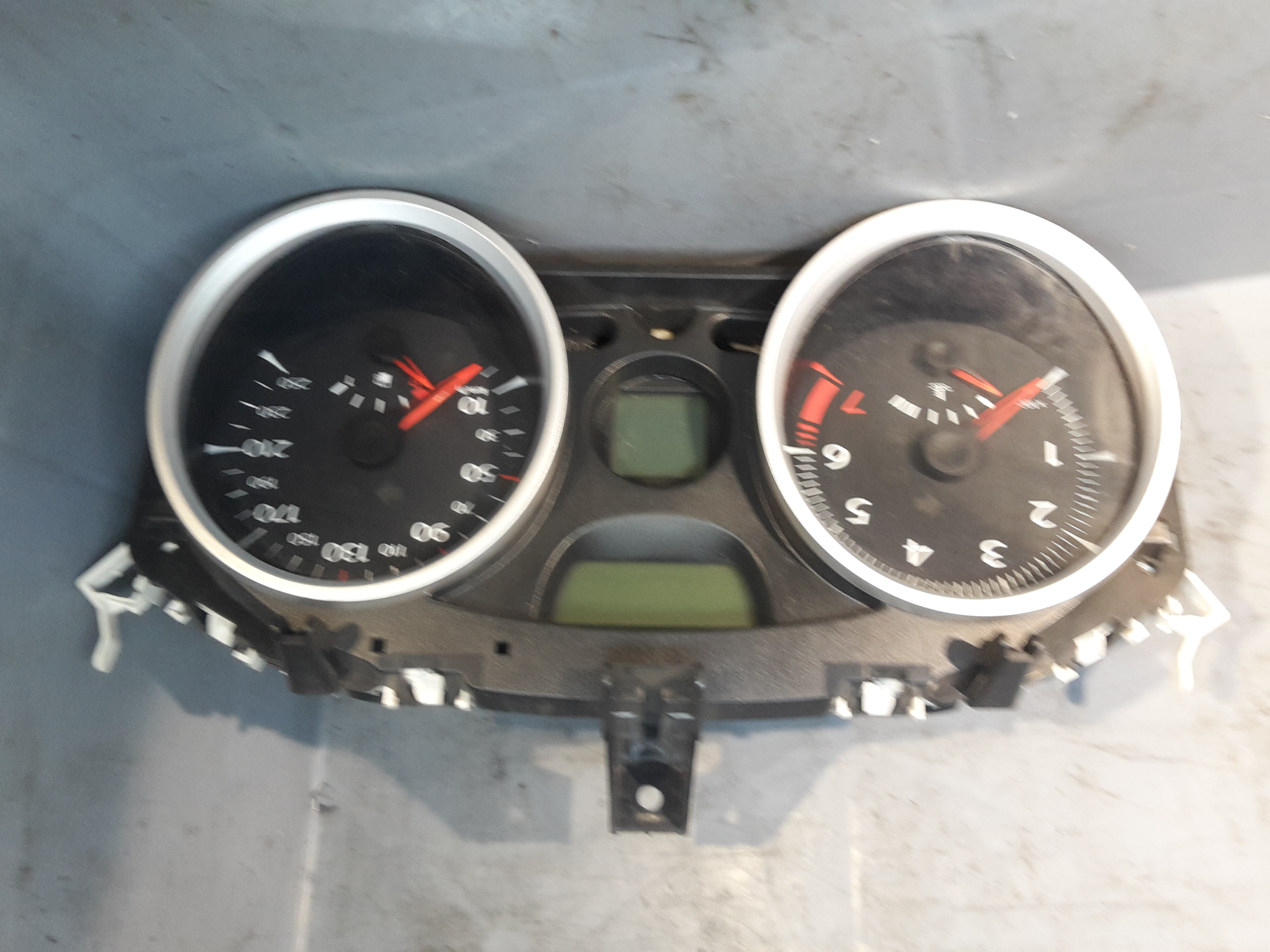 Renault Megane II M Bj. 2006 org. Instrumentenkombination Tachometer